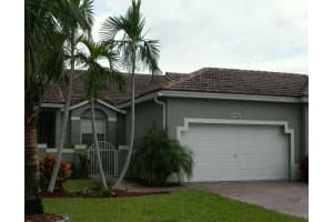 2401 E Aragon Boulevard 5, Sunrise
