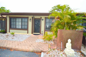 2280 Poinsetta Court, Pembroke Pines