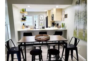 690 Se 23rd Avenue 1, Pompano Beach