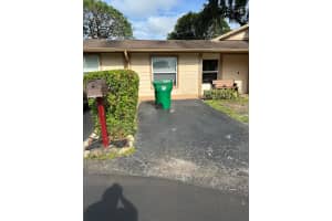 2086 Sw 71st Way, Davie