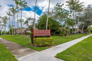 2941 Genoa Place, West Palm Beach