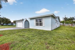 2205 Nw 72nd Avenue, Sunrise