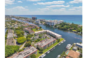 3050 Ne 48th Court 305, Lighthouse Point