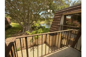 2407 24th Lane, Palm Beach Gardens