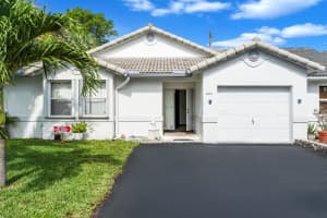 3343 Nw 79th Way, Davie