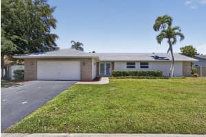 12890 Guilford Circle, Wellington