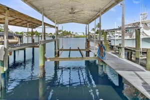 702 Se Adams Court, Port St. Lucie, Fl 34984, Port Saint Lucie