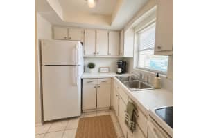 2911 Ashley Dr W J, West Palm Beach