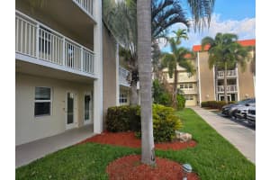 3100 Ne 48th Court 113, Lighthouse Point