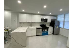 2600 Nw 49th Avenue Apt 112, Lauderdale Lakes