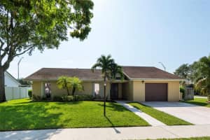 2101 Nw 101st Terrace, Pembroke Pines