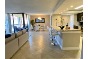 2255 Lindell Boulevard Apt 502, Delray Beach