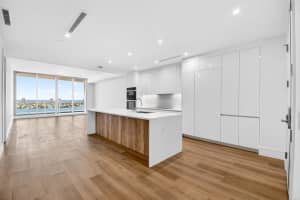 220 Lake Shore Drive 1808, West Palm Beach