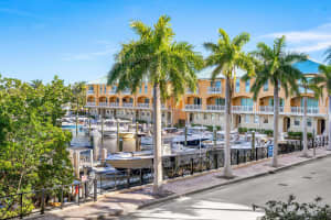 700 E Boynton Beach Boulevard 202, Boynton Beach