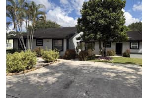 1392 Riverside Circle 1392, Wellington
