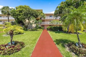 2856 S Garden Dr Drive S 212, Lake Worth