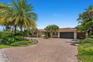 884 Nw 6th Drive, Boca Raton