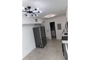 911 79th Terrace B, Miami Beach