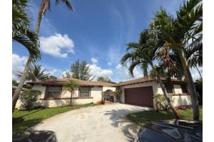 915 Ryanwood Drive, Lake Belvedere Estates, Fl 33413, West Palm Beach
