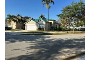 862 Vista Meadows Drive, Weston