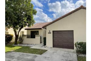 432 Ashwood Place, Boca Raton