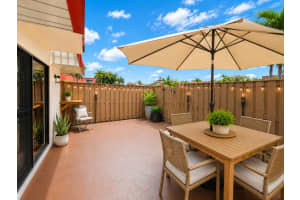 3310 Meridian Way S A, Palm Beach Gardens
