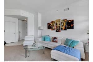 3001 Ne 185th Street 515, Aventura