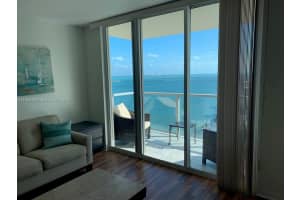 1155 Brickell Bay Drive 2207, Miami 1155 Brickell Bay Drive 2207, Miami