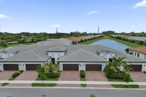 8334 W Blue Spring Drive 8334, Parkland