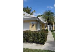 2398 Saratoga Bay Drive, West Palm Beach