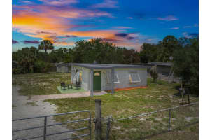 122 Julian Drive, Fort Pierce 122 Julian Drive, Fort Pierce