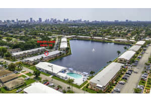 800 Sw 10th Terrace T-6, Hallandale Beach