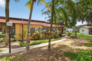 2002 Sw Natura Boulevard B, Deerfield Beach