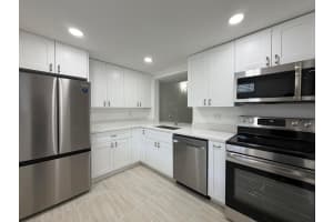 5220 Las Verdes Circle 317, Delray Beach 5220 Las Verdes Circle 317, Delray Beach