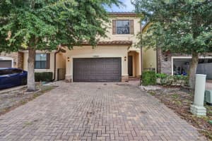 5902 Nw 46th Lane, Tamarac