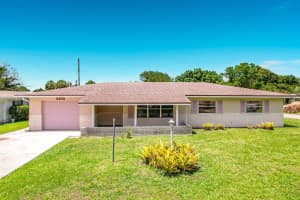 2402 Newport Drive, Fort Pierce 2402 Newport Drive, Fort Pierce