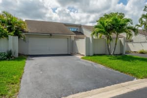 12858 Spinnaker Lane, Wellington