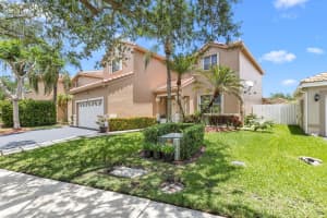 907 Stanton Drive, Weston