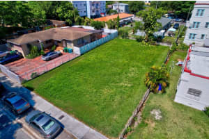 512 Sw 6th Avenue, Miami 512 Sw 6th Avenue, Miami