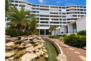 3589 S Ocean Boulevard 404, South Palm Beach 3589 S Ocean Boulevard 404, South Palm Beach
