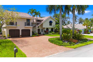 8540 N Lake Dasha Drive, Plantation 8540 N Lake Dasha Drive, Plantation