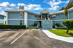 3296 Se Aster Lane, Stuart