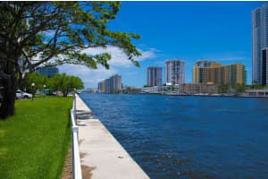 800 Parkview Drive 411, Hallandale Beach 800 Parkview Drive 411, Hallandale Beach