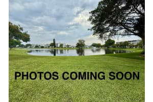 4021 Farnham 4021, Deerfield Beach