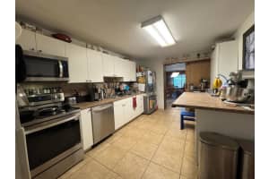 5726 Douglas Street, Hollywood 5726 Douglas Street, Hollywood