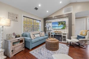1616 Se Green Acres Circle M204, Fl 34952, Port Saint Lucie