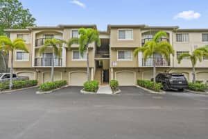 1100 S Crestwood Ct Court S 1109, Royal Palm Beach