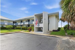 175 Se St Lucie Boulevard D-2, Stuart 175 Se St Lucie Boulevard D-2, Stuart