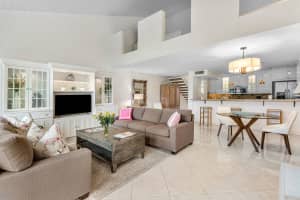301 Old Meadow Way, Palm Beach Gardens
