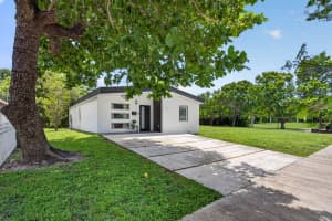 700 Nw 17th Terrace, Pompano Beach